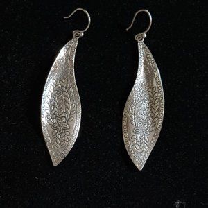 Silpada "Freestyle" Sterling Silver Engraved Floral Design Earrings W2281